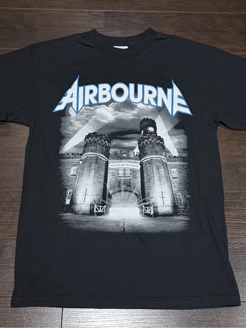 AIRBOURNE “Runnin’ Wild” Graphic Print T-Shirt Men’s Size Medium Heavy Metal